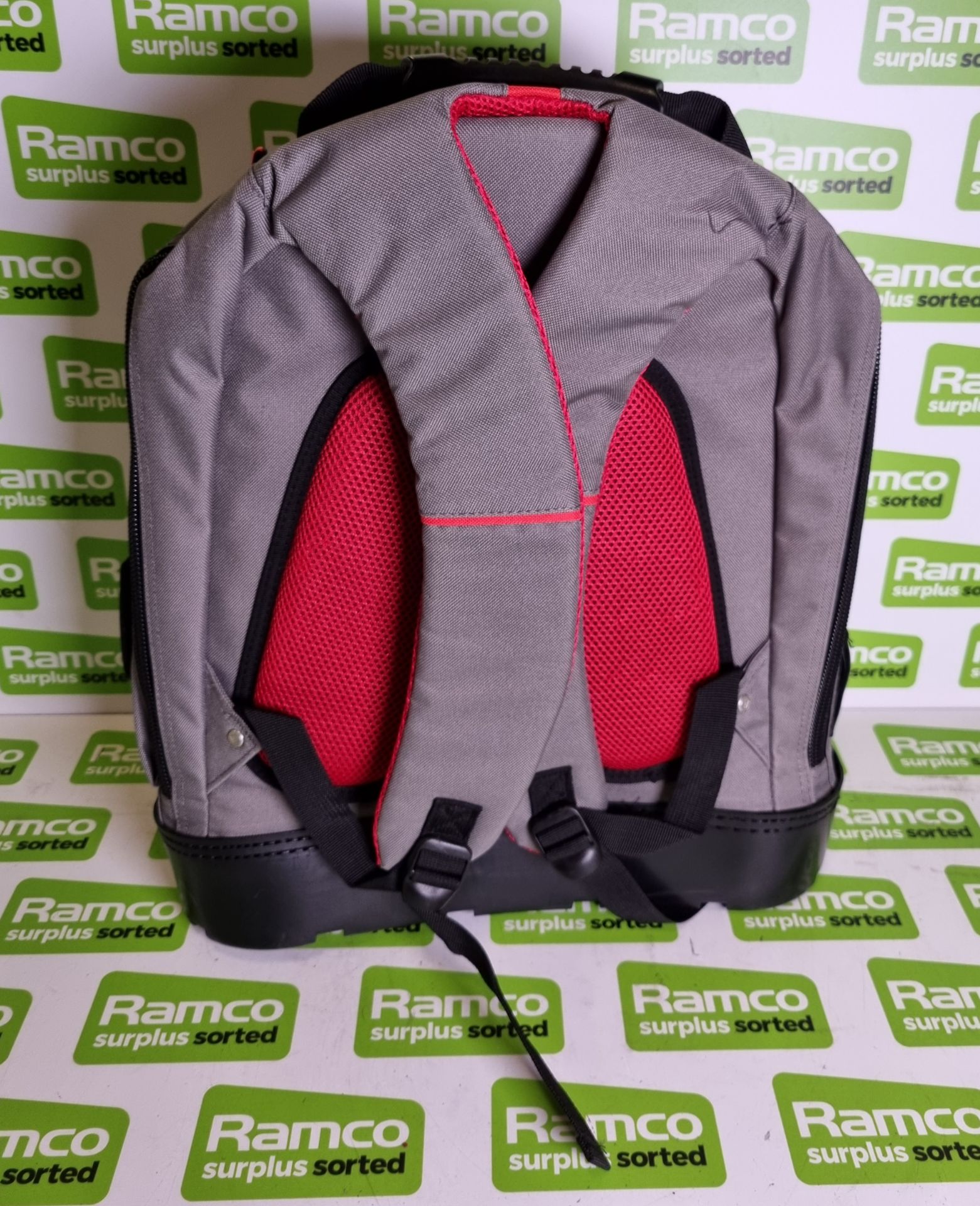 CK Magma Technicians tool bag/rucksack - (new in bag) 39H x 20D x 48H cm - Image 3 of 4