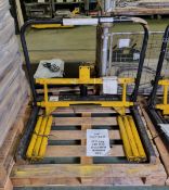 Gilson Engineering hydraulic wheel moving trolley - capacity: 500kg