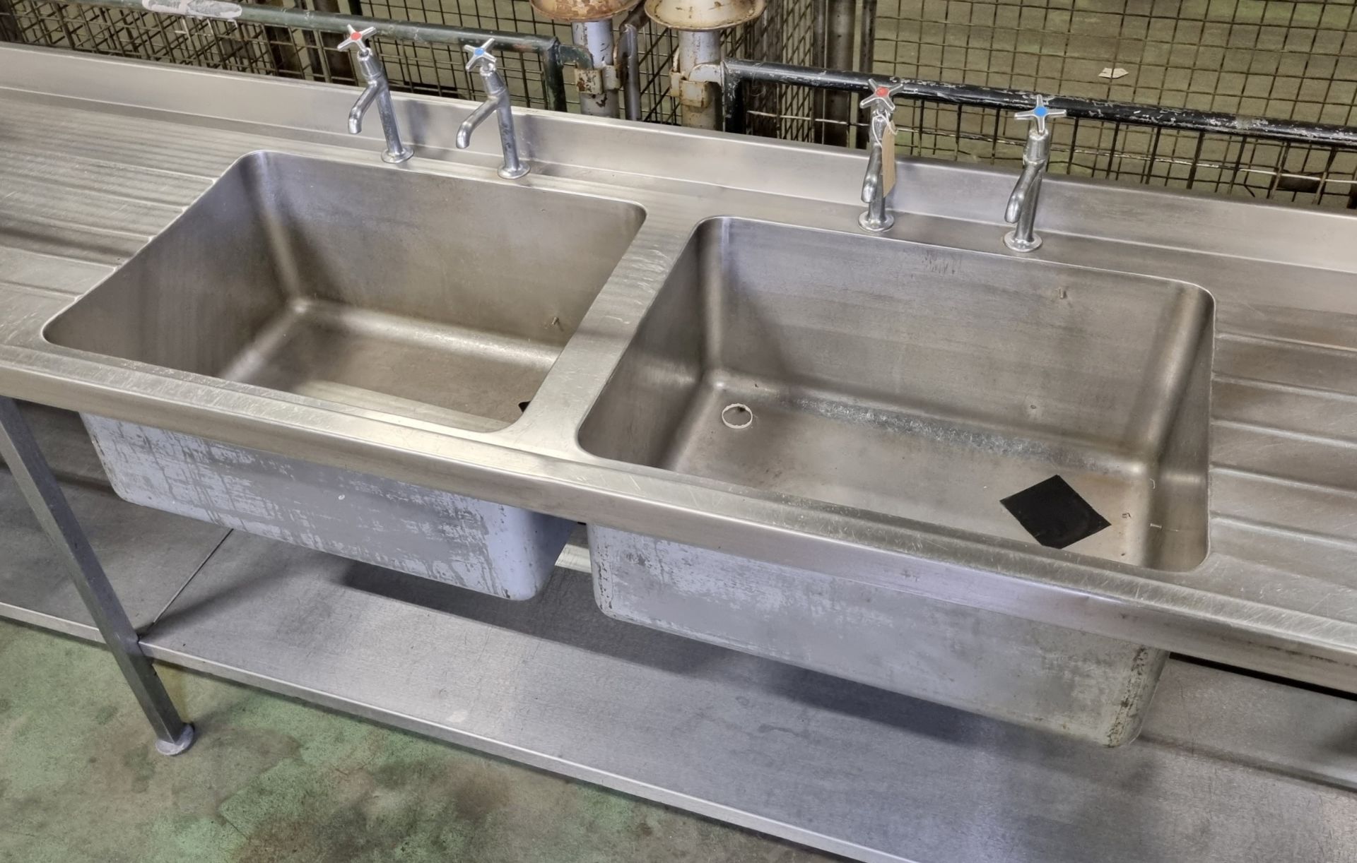 Stainless steel double sink unit with waste disposal - 330x60x90cm - Bild 3 aus 6