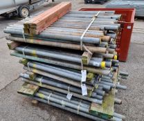 251x Scaffold poles approximately 3 Foot 5 Inches in length