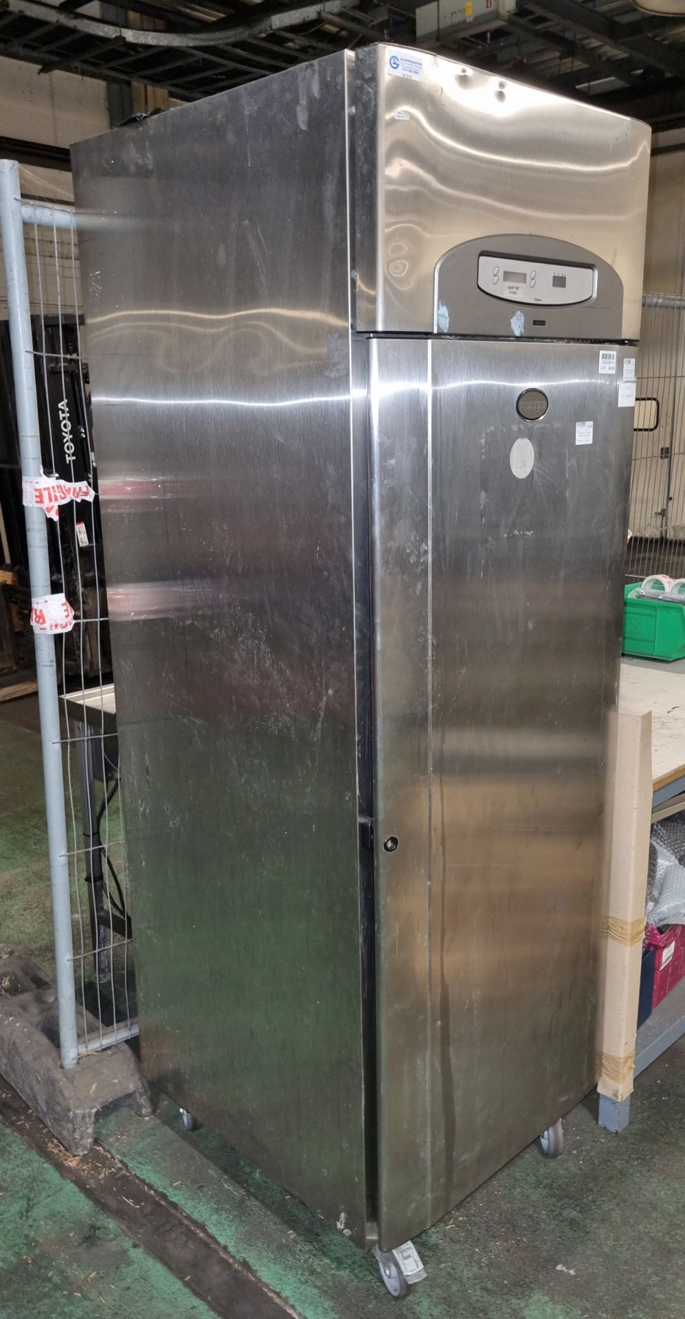 Fridgemaster MTL55249 freestanding tall fridge - Image 2 of 5