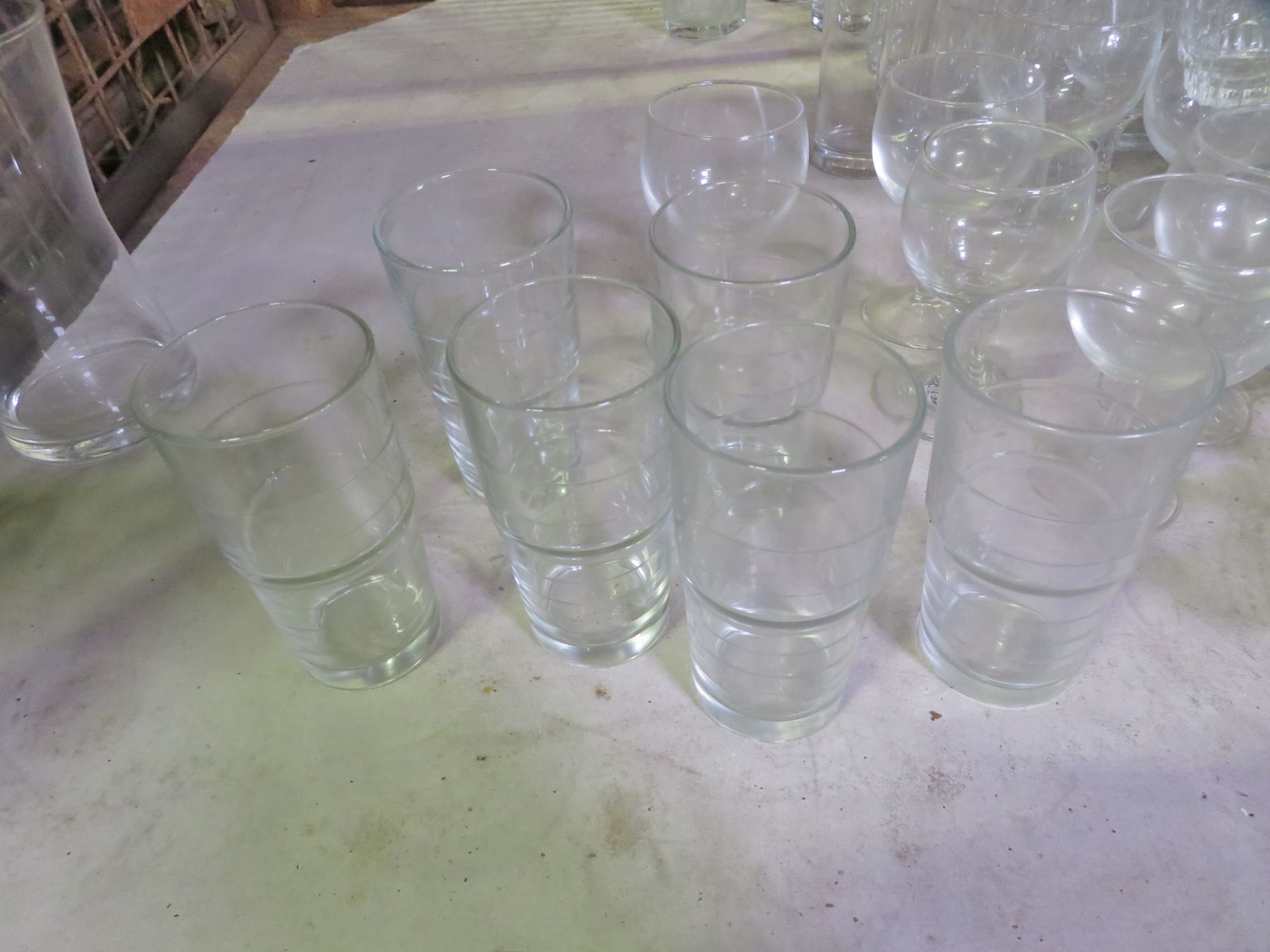 Glass juice jugs - multiple sizes and capacities, Drinking glasses of multiple types - Bild 2 aus 6