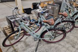 2x Special Bike Gazelle cycles with dynamo hubs