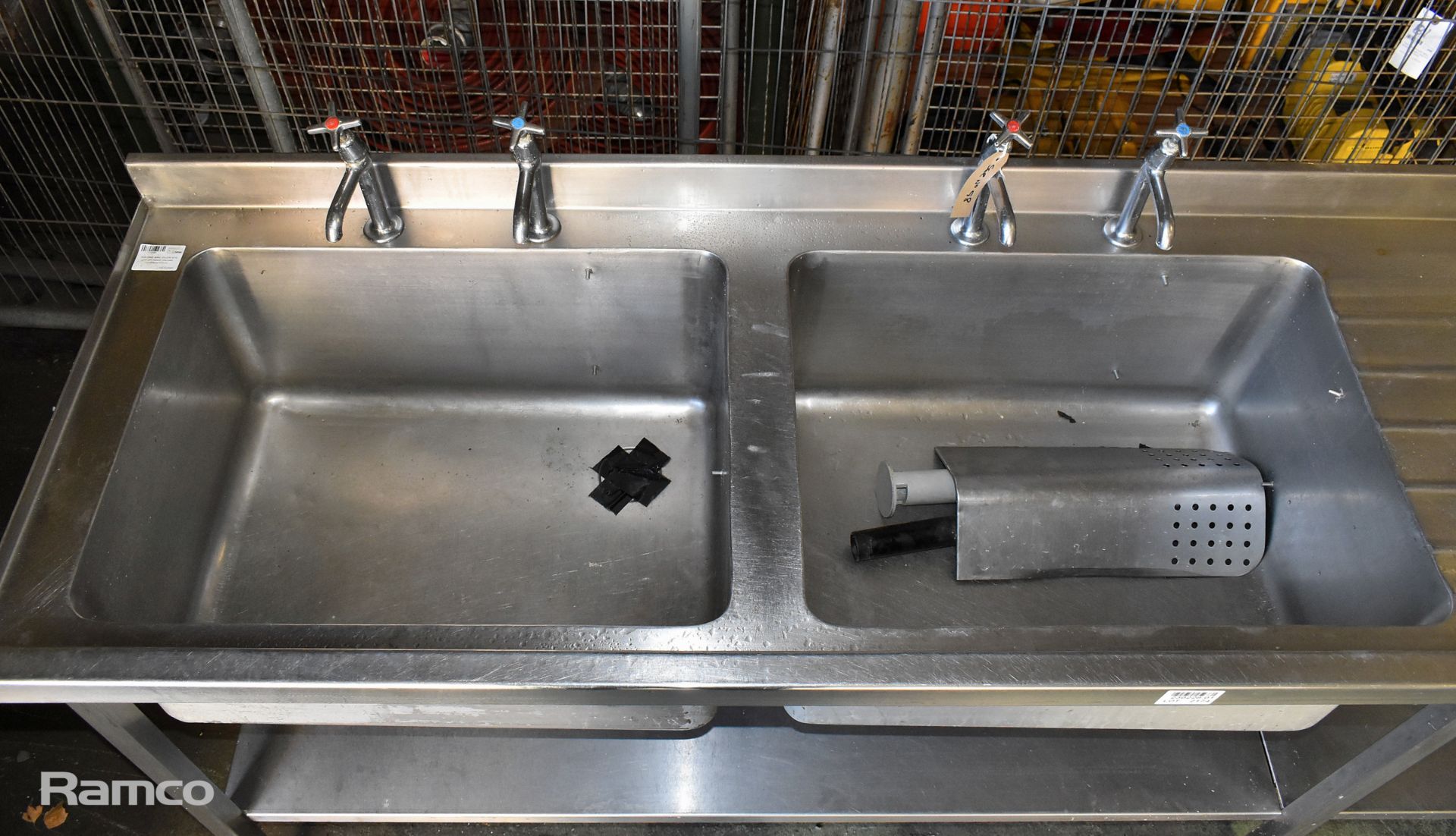 Stainless steel double sink unit with waste disposal - 310x80x100cm - Image 3 of 8