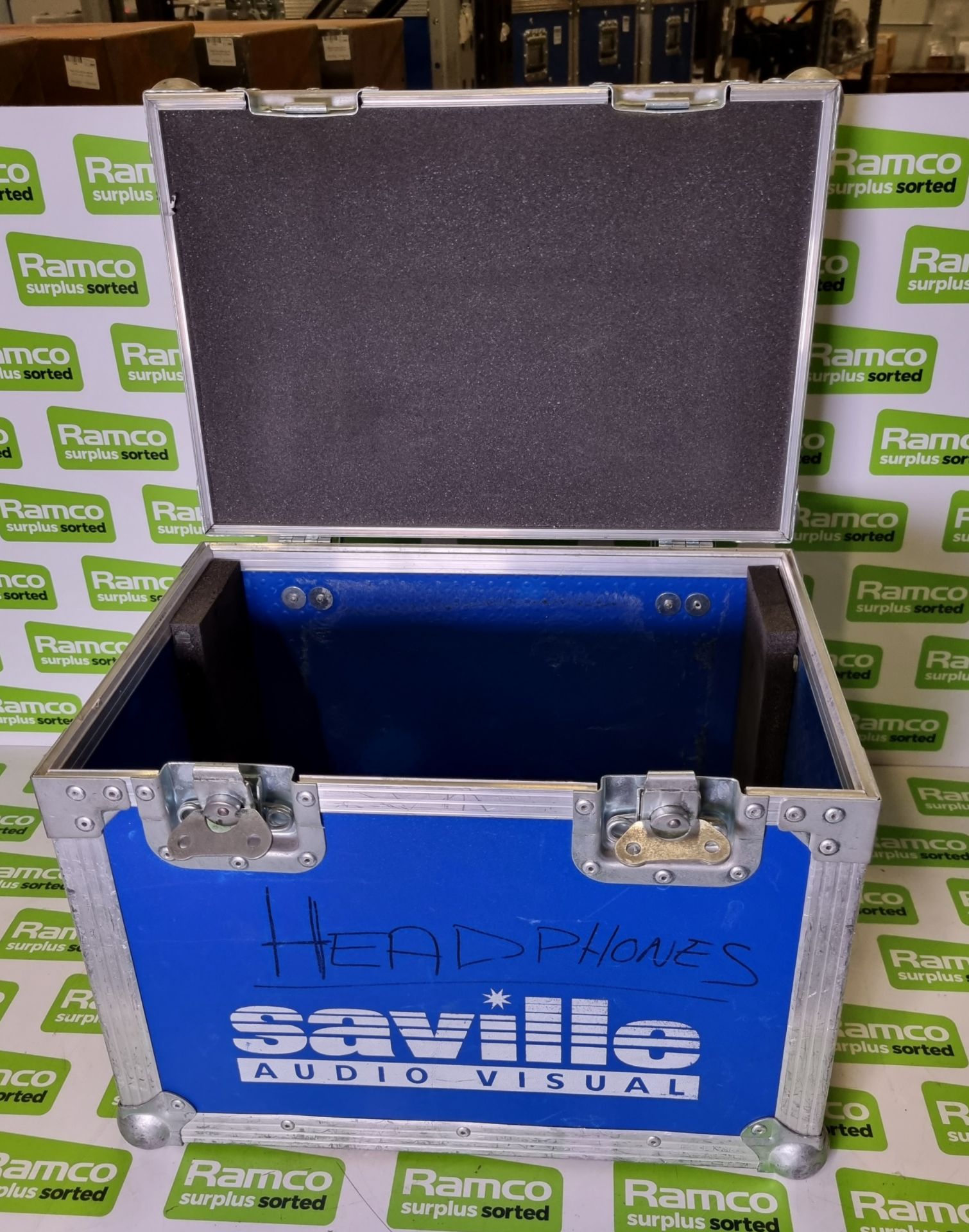 Saville flight case - 45 x 32 x 35cm (external) - Image 3 of 4