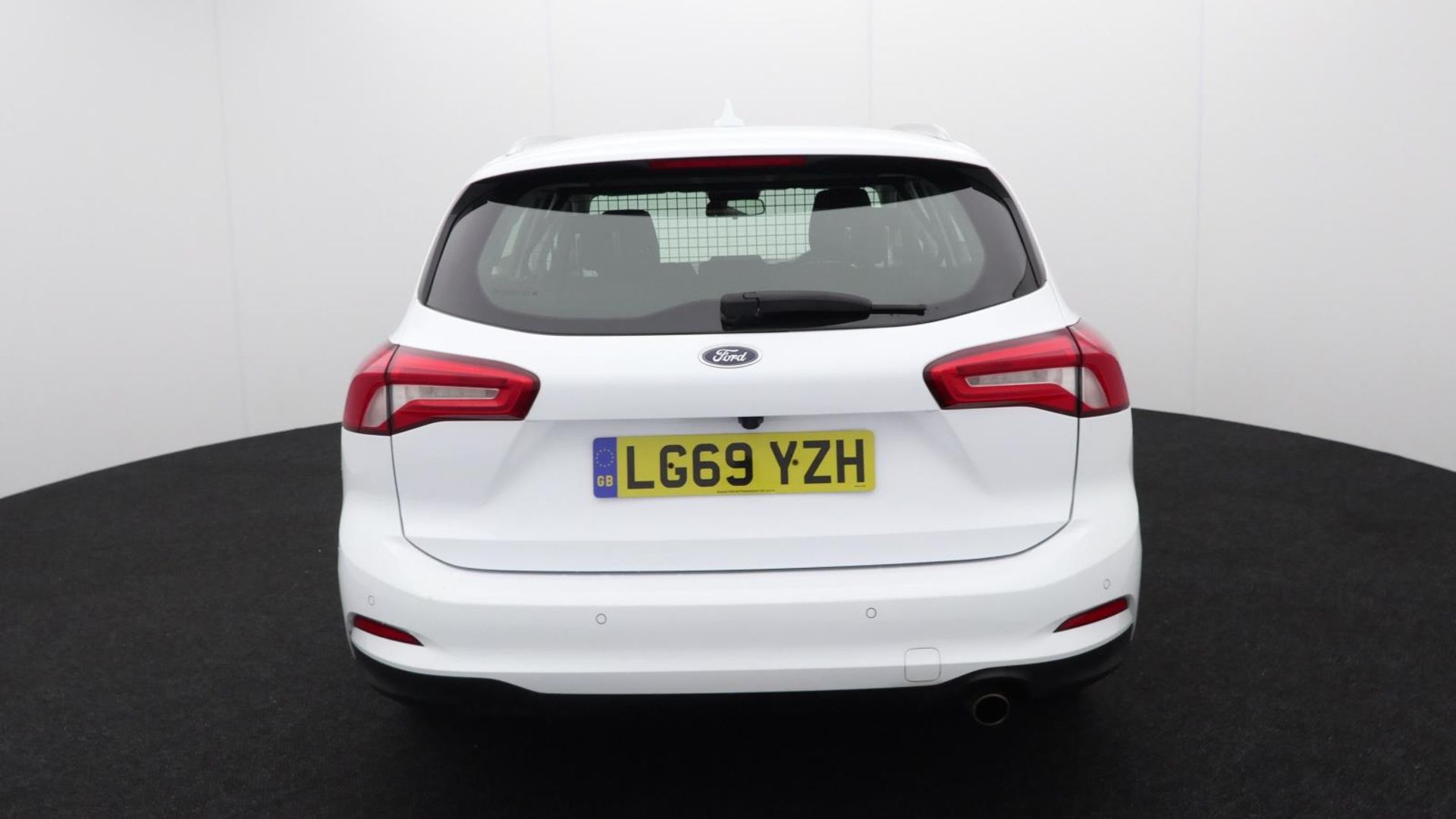 LG69 YZH Ford Focus ZETEC Estate TDCI Auto - Bild 8 aus 37