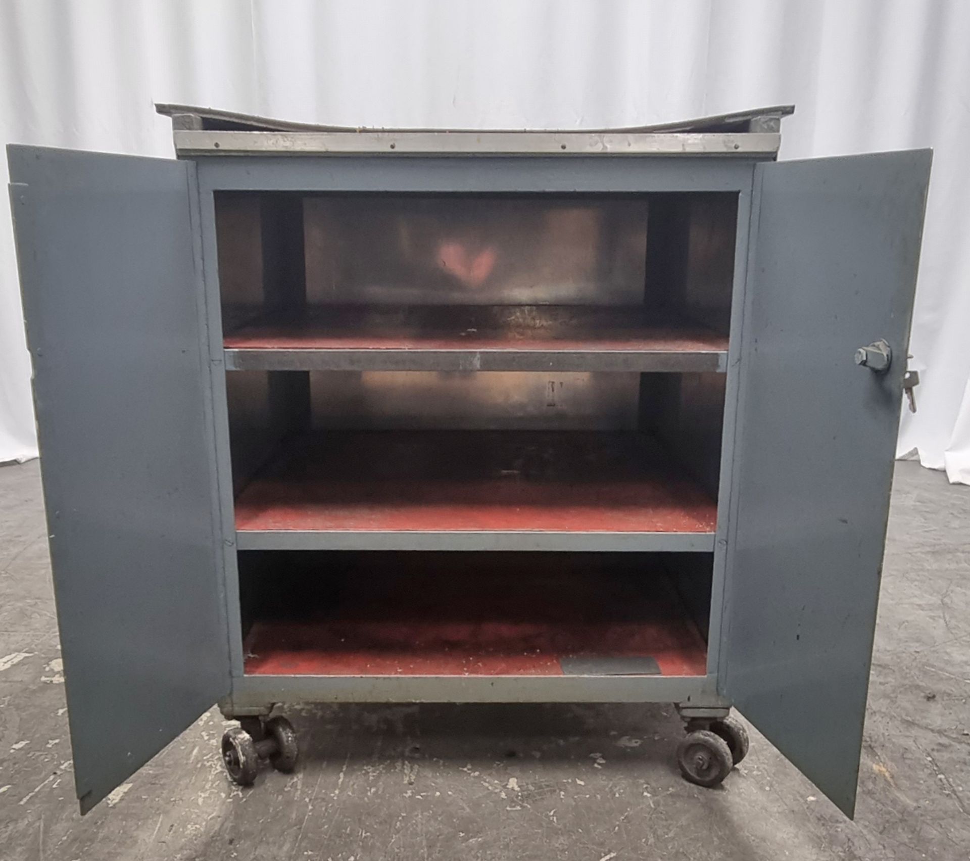 3 tier mobile, metal cabinet with 2 lockable doors - Image 2 of 5