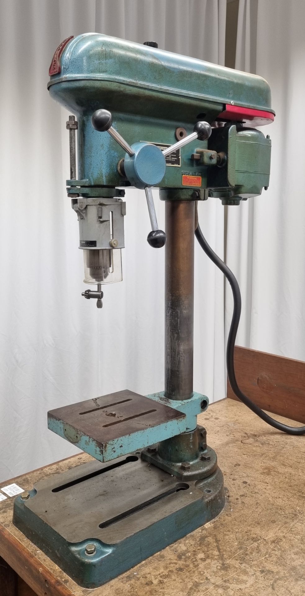 Wooden workbench with Meddings 9373/LT/III pillar drill - Image 11 of 21