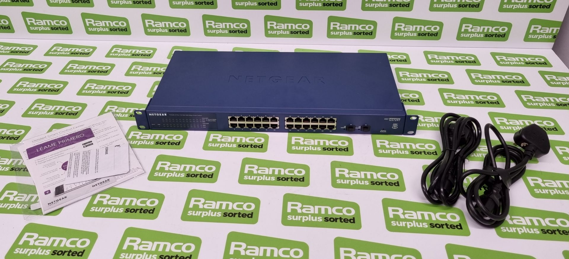 Netgear GS742T 24 port gigabit network switch (rack mountable) - Image 3 of 10