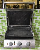 Roband GSA610S smooth top contact grill station