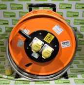 Dual 3-pin electric cable extension reel - 110V