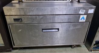 Amande VCR Under draw fridge,230V 50Hz - L86 x W88 x H55cm