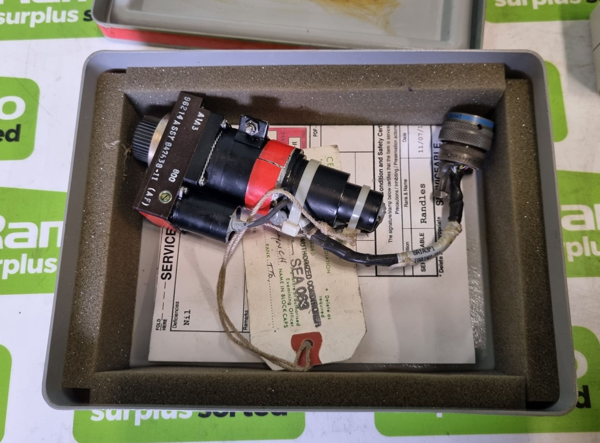 Azimuth actuator sealand - Boxed, Pressure gauge, VELS system BCU-611 battery pack - Image 4 of 4