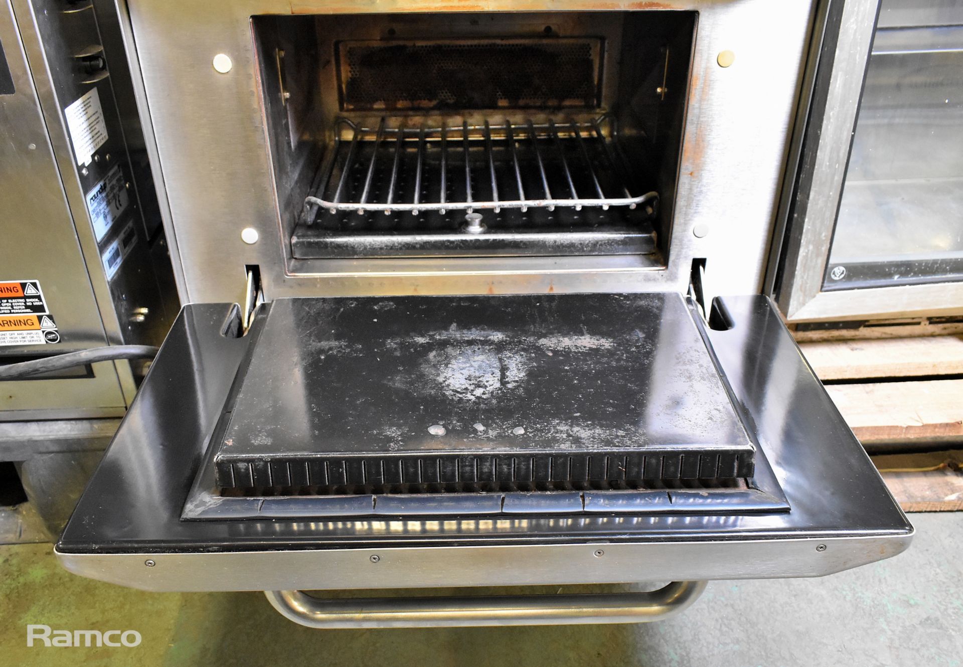 Merrychef 402S v4 high speed convection oven - L585mm - Image 2 of 4