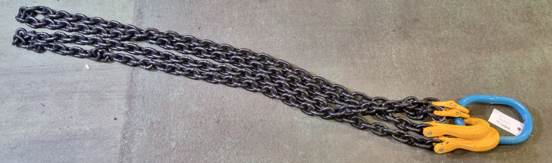 13mm multi leg chain sling with master link and hooks - Image 3 of 3