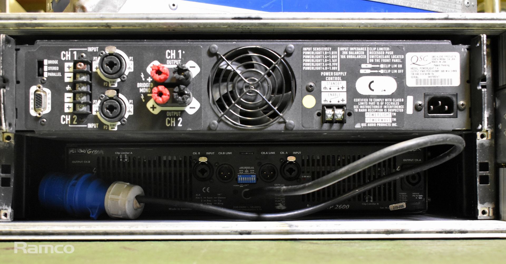 Lab Gruppen FP2600 amplifier and QSC Powerlight 1.4 amplifier in a flightcase - Image 5 of 7