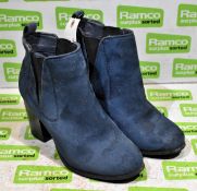 Head Over Heels By Dune blue heeled ankle boots - size 7