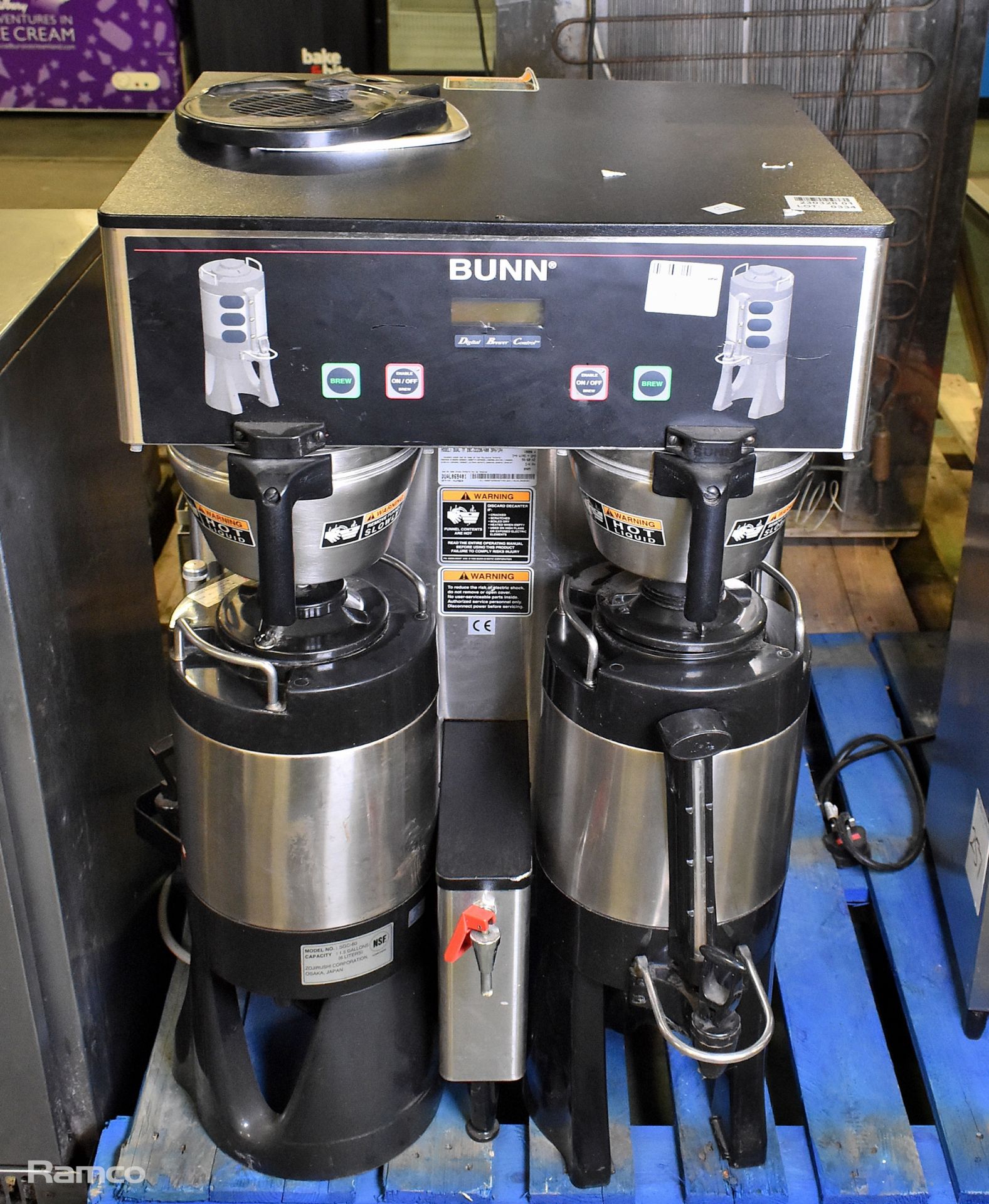 Bunn Dual ThermoFresh DBC coffee brewer