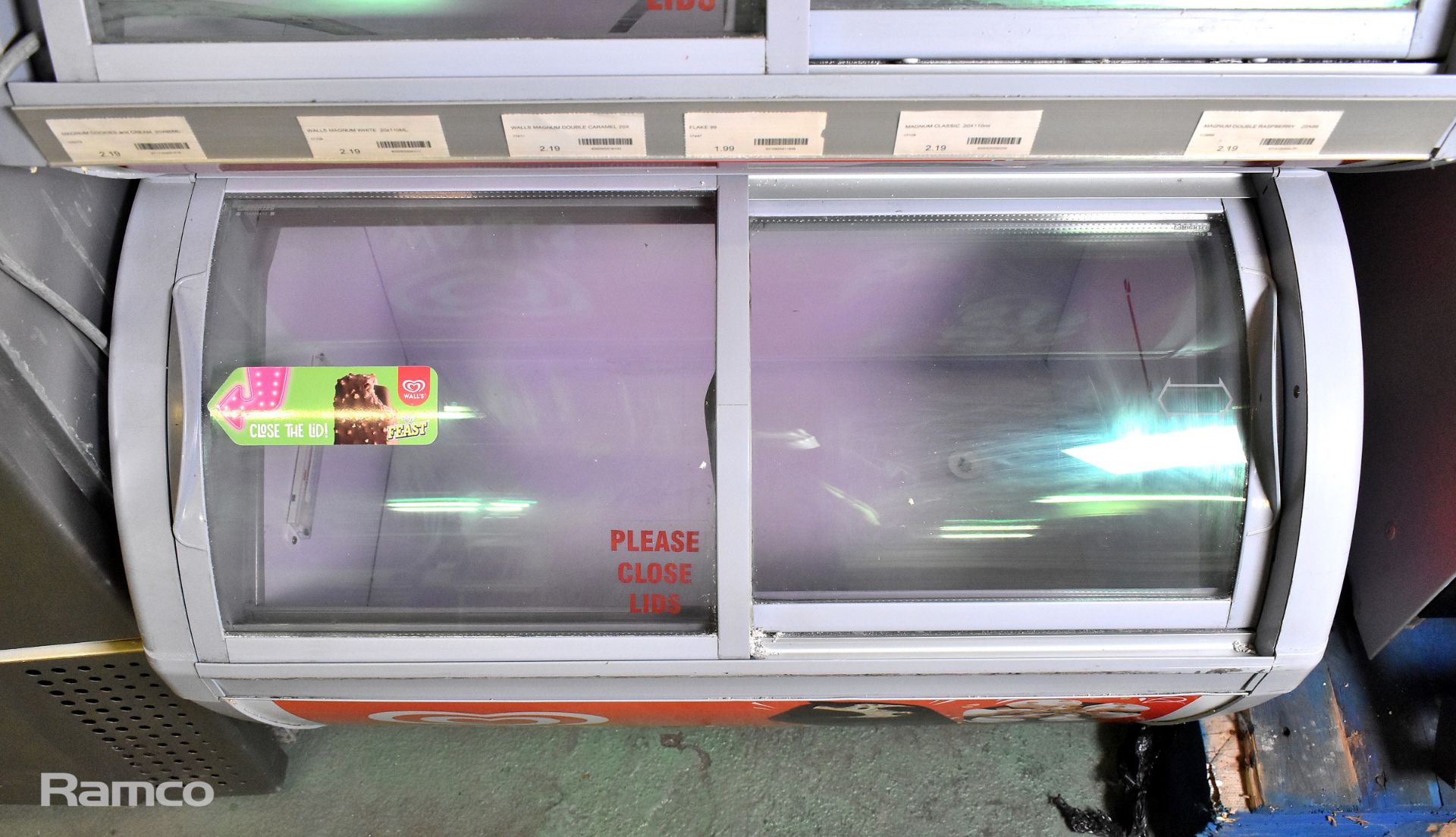 Iarp visimax slim 3 LED 3 tier Ice cream display freezer, 240V 50Hz - L 80 x W 85 x H 135 - Image 2 of 4