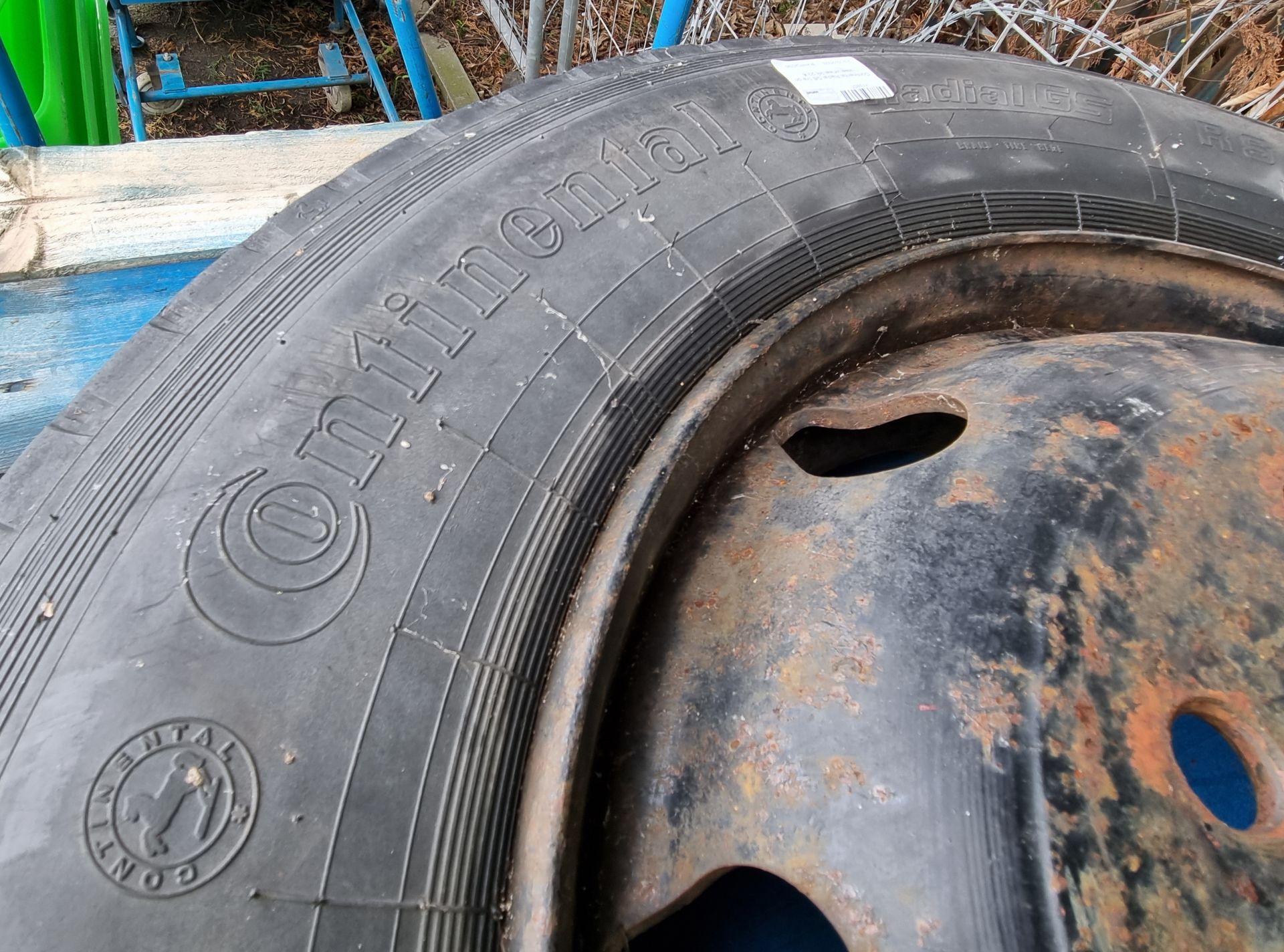 Continental Radial GS tire on steel wheel 9R 22.5 - Image 2 of 3