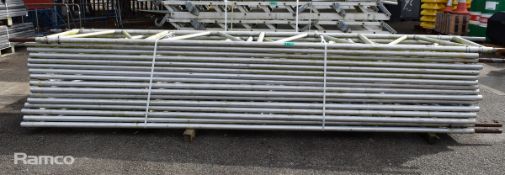 16x Aluminium scaffolding 4m beam units - dimensions: 400 x 78 x 5cm