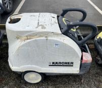 Karcher HDS 601C Eco hot water pressure washer - damage to casing as seen in the pictures