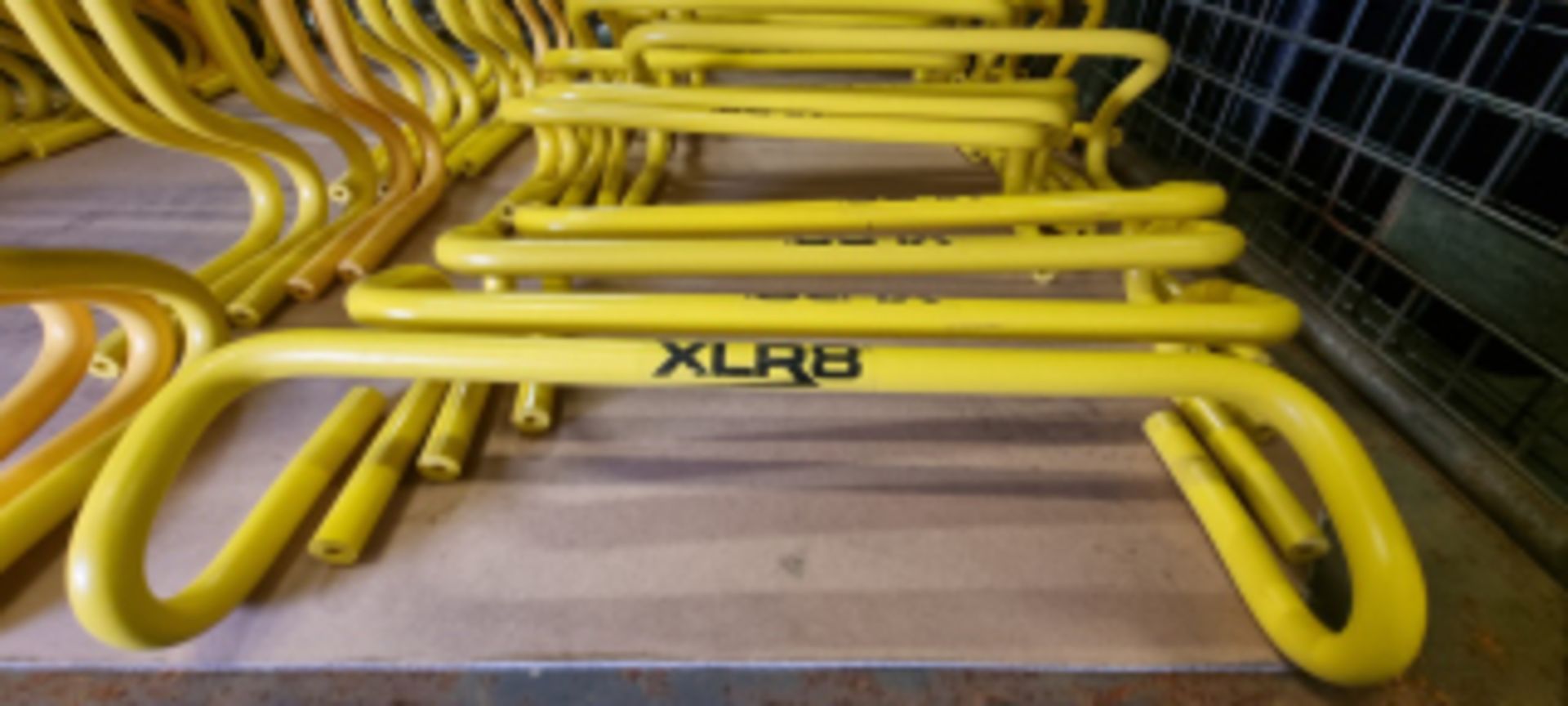 XLR8 yellow plastic training hurdles small - medium 36 units - Image 3 of 3