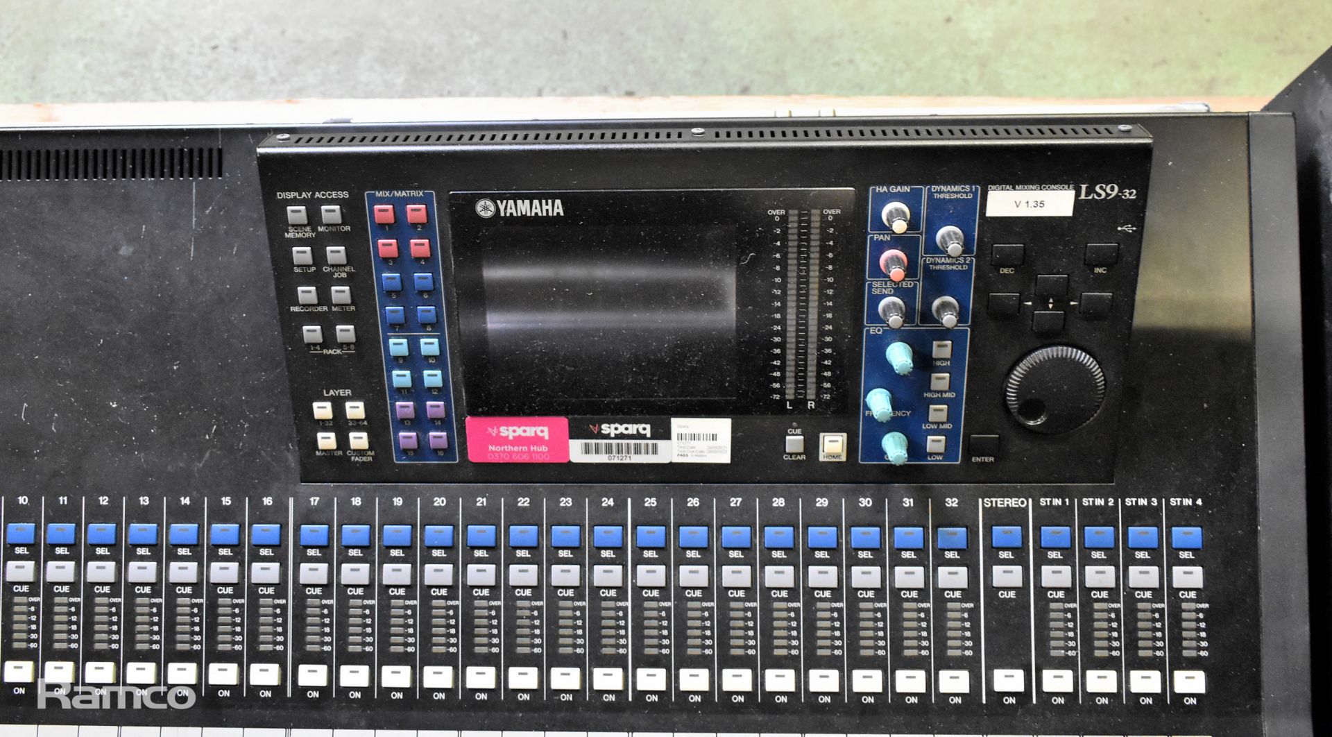 Yamaha LS932CH sound mixing desk - in case - Image 5 of 9