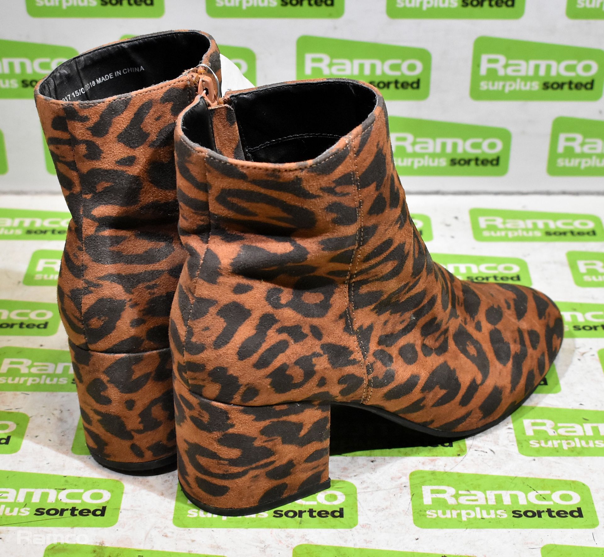 Dorothy Perkins leopard print heeled ankle boots - size 7 wide fit - Image 2 of 4