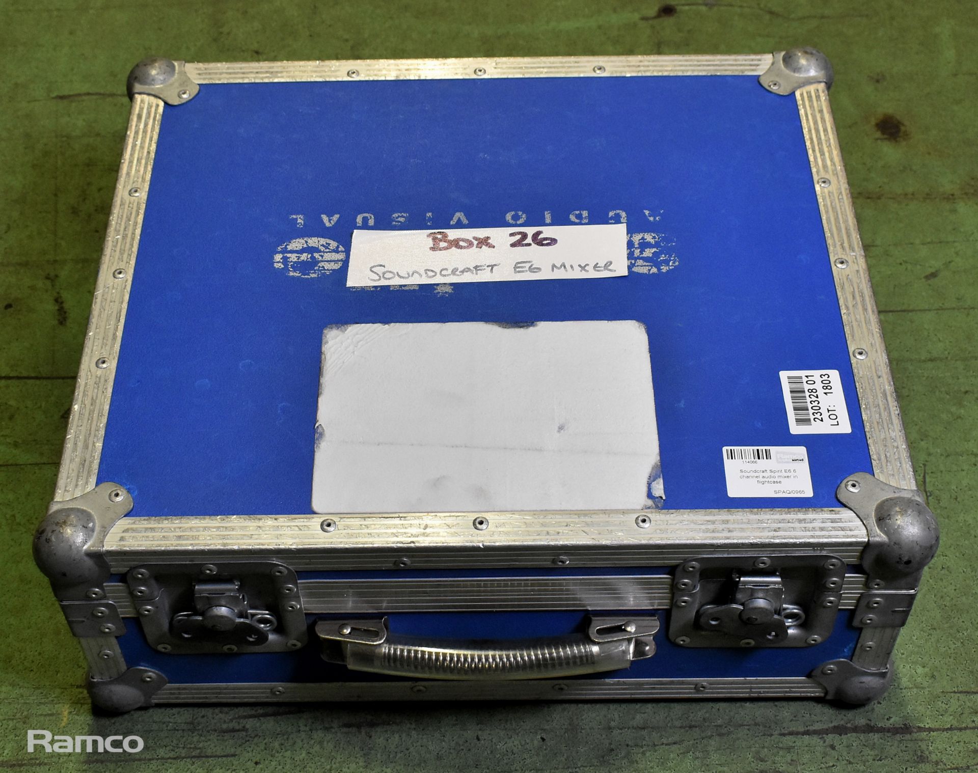 Soundcraft Spirit E6 6 channel audio mixer in flight case - Image 4 of 4