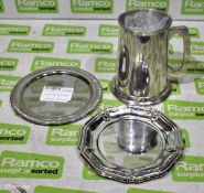 Selmark pewter tankard, 2x Metal decorative plates