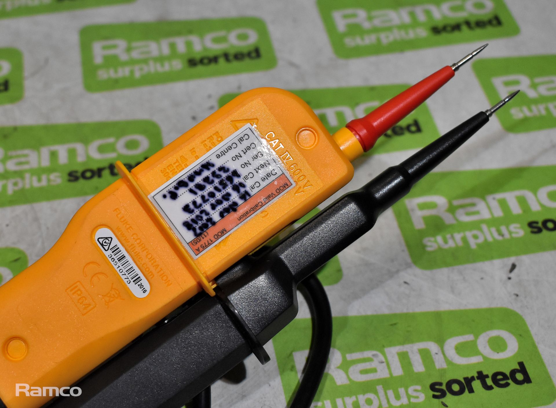 2x Fluke T110 voltage and continuity testers - Image 6 of 6