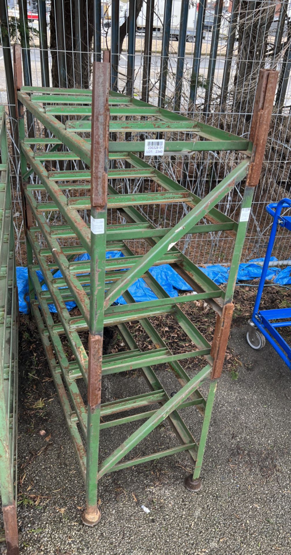 Workshop engineering green 6-tier steel racking / shelving unit - L 135 x W 46 x H 149 cm - Image 2 of 2