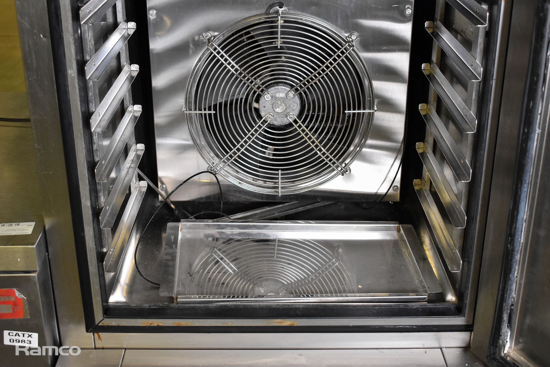 Foster BC21 stainless steel blast chiller - 700mm W - Image 3 of 5