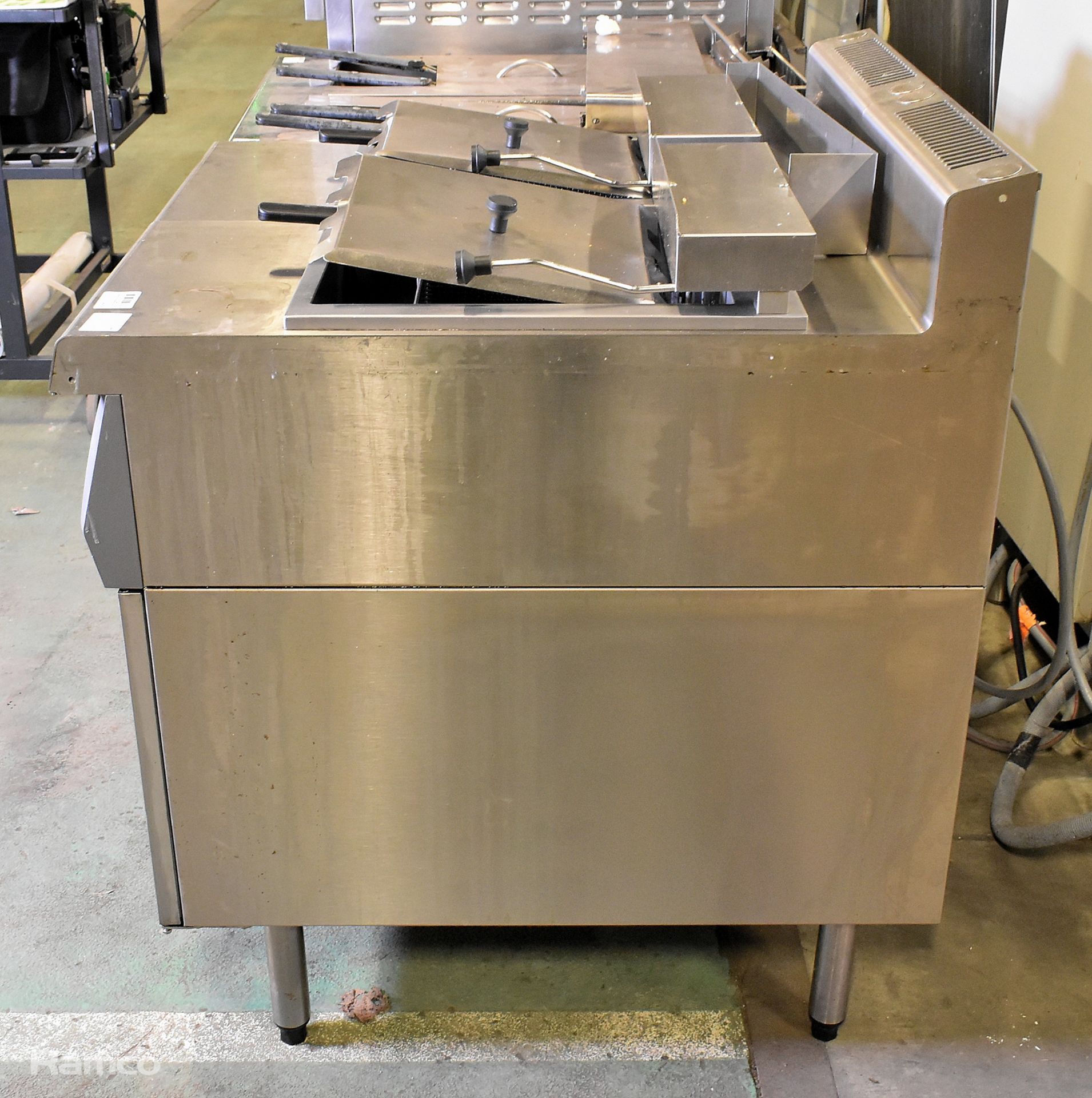 Garland G-B906.FR15.E4 stainless steel electric twin tank fryer - 800mm W - Bild 9 aus 9