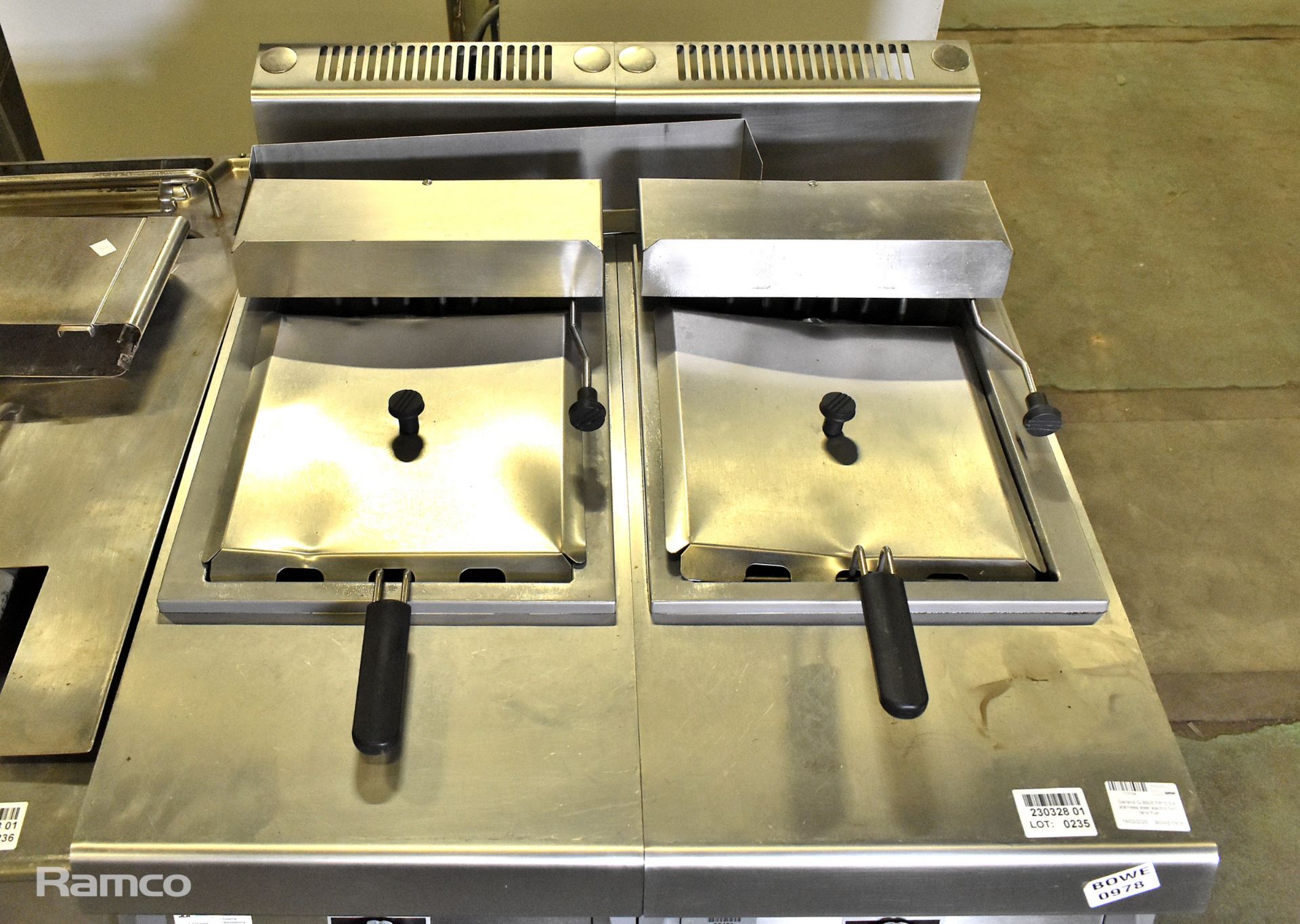 Garland G-B906.FR15.E4 stainless steel electric twin tank fryer - 800mm W - Bild 3 aus 9