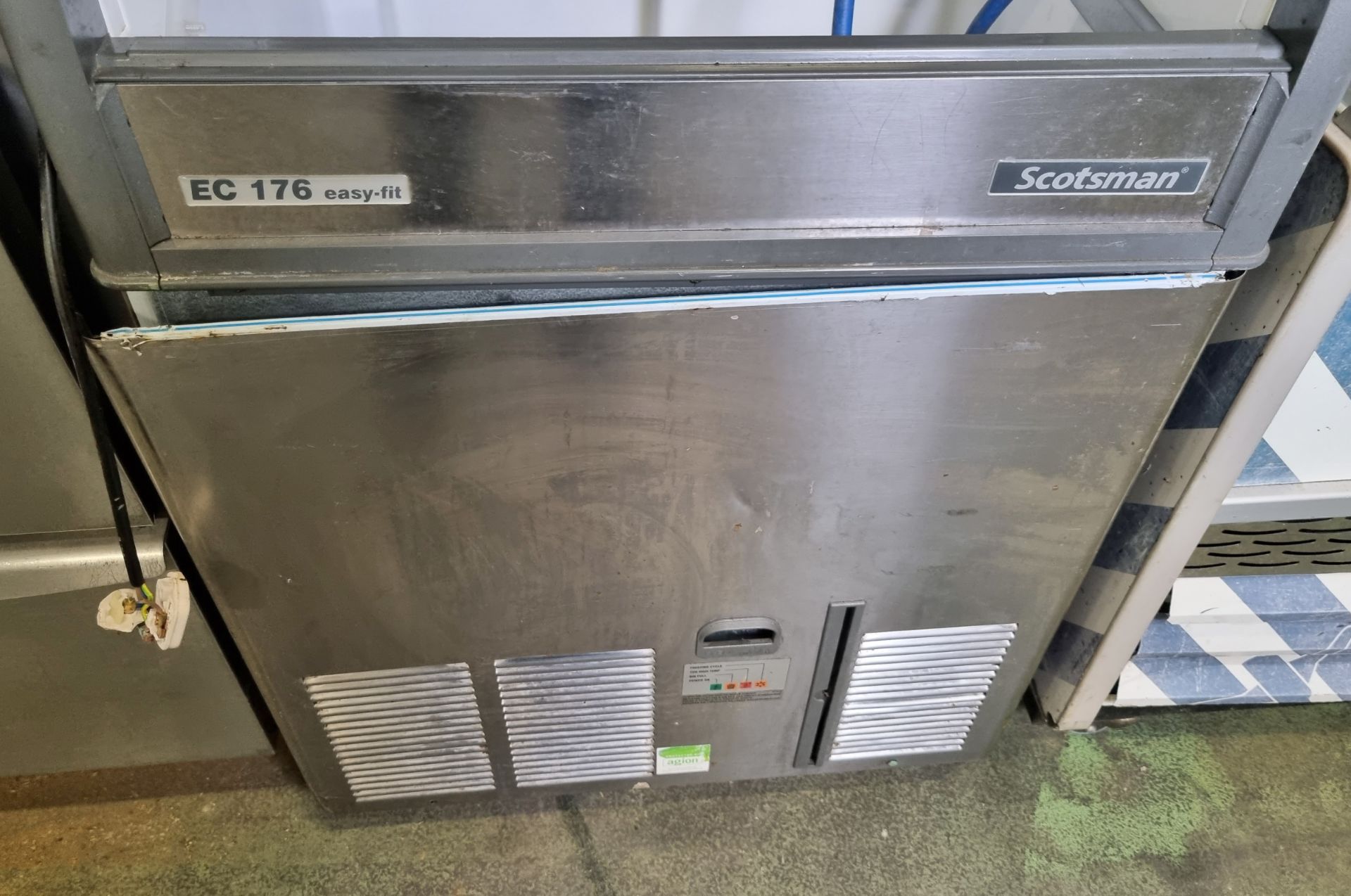 Scotsman ice EC 176 Easy-fit ice machine - 230V 50Hz - L68 x W60 x H108cm - Image 5 of 6