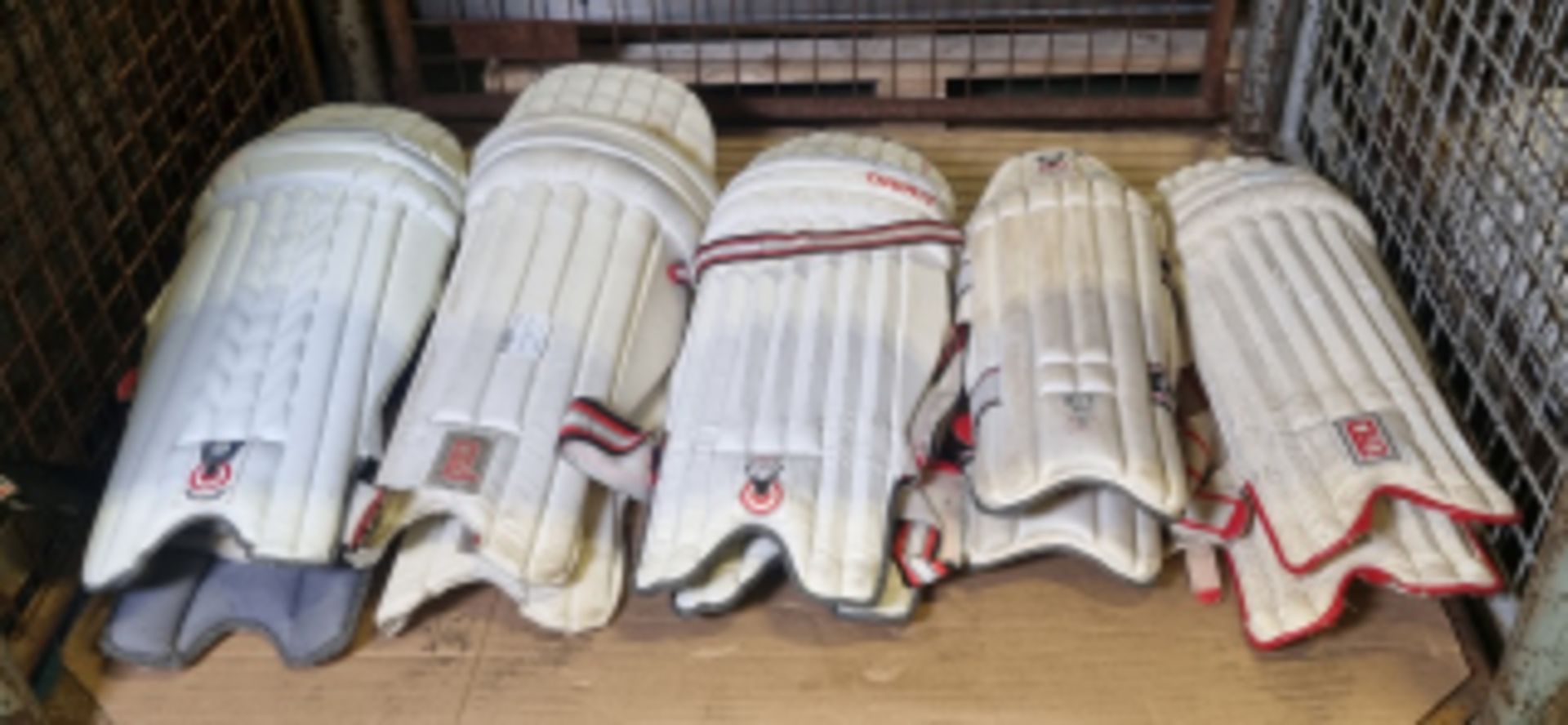 5x Multiple make and size cricket pads