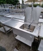 Stainless steel preparation table with sink and rinsing tap - 161 x 77 x 167cm