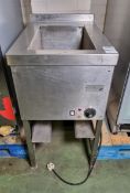 Bridge catering & fabricating Model WW-BM Catering unit, 240V - L48 x W70 x H98cm