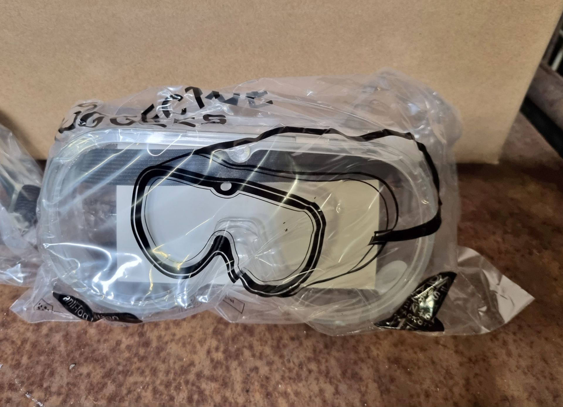 Box of goggles - 150 pairs per box - Image 2 of 4