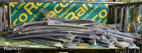 Approx 50x 26 inch wiper blades - unbranded