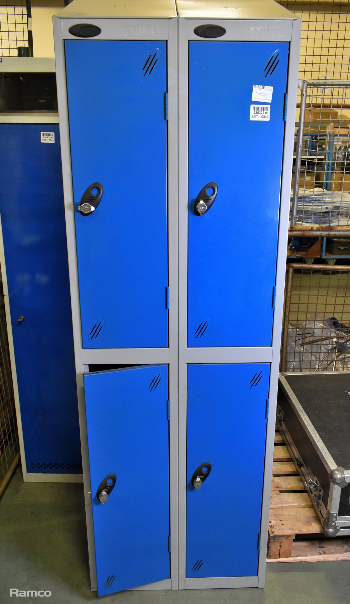 Probe 4 door locker - 61 x 40 x 200cm