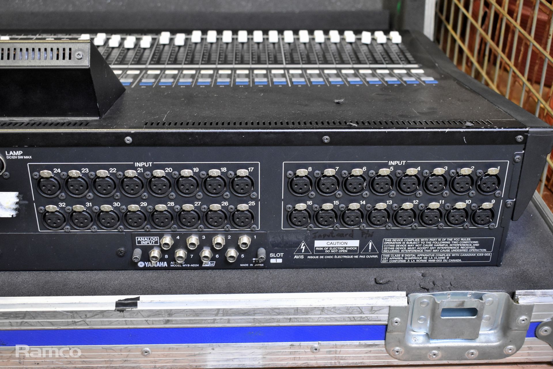 Yamaha LS932CH sound mixing desk - in case - Image 4 of 9