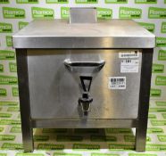 Stainless steel liquid container with tap - dimensions: 40x40x40cm