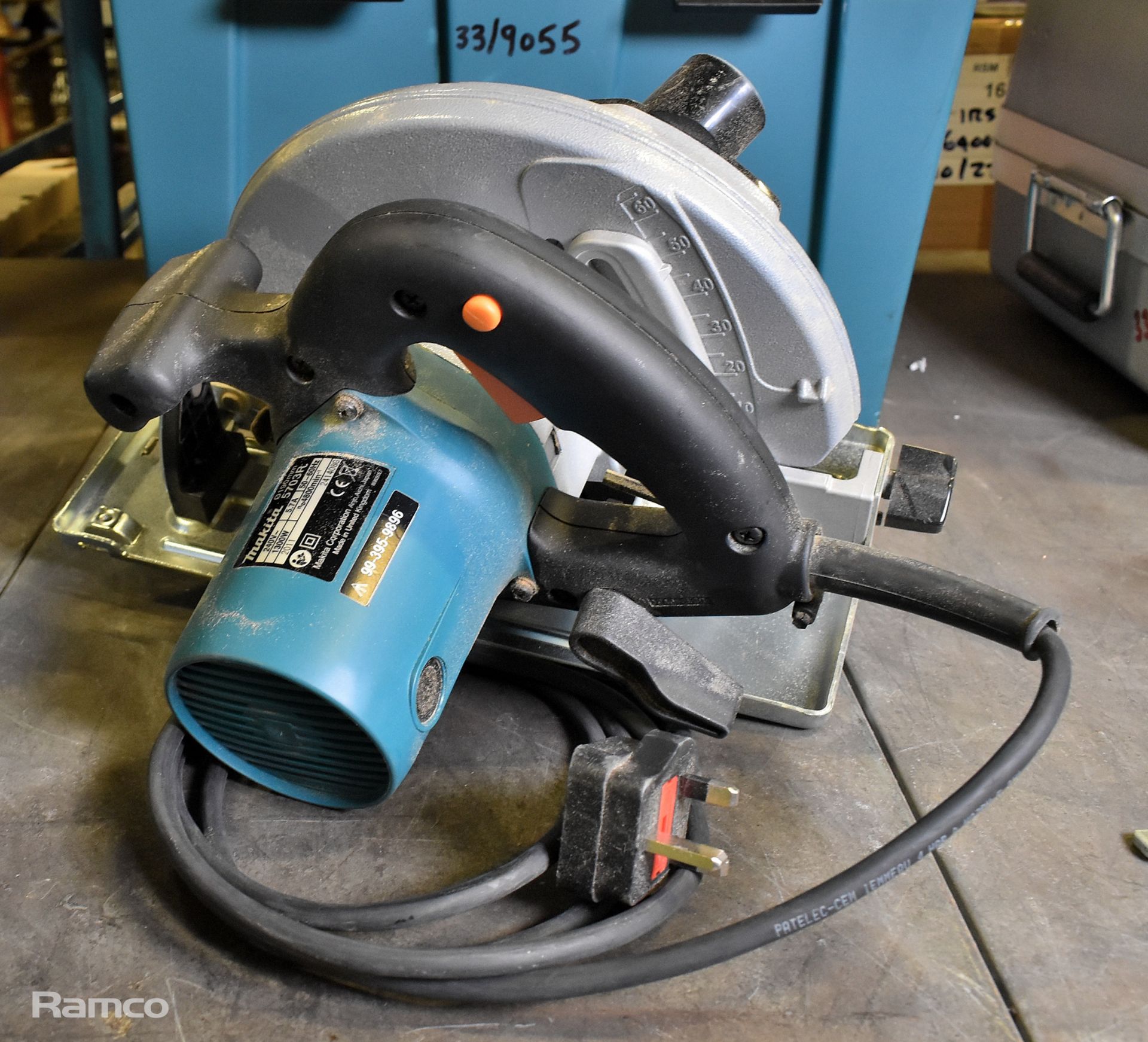 Makita 5703R circular saw with case - Image 3 of 7