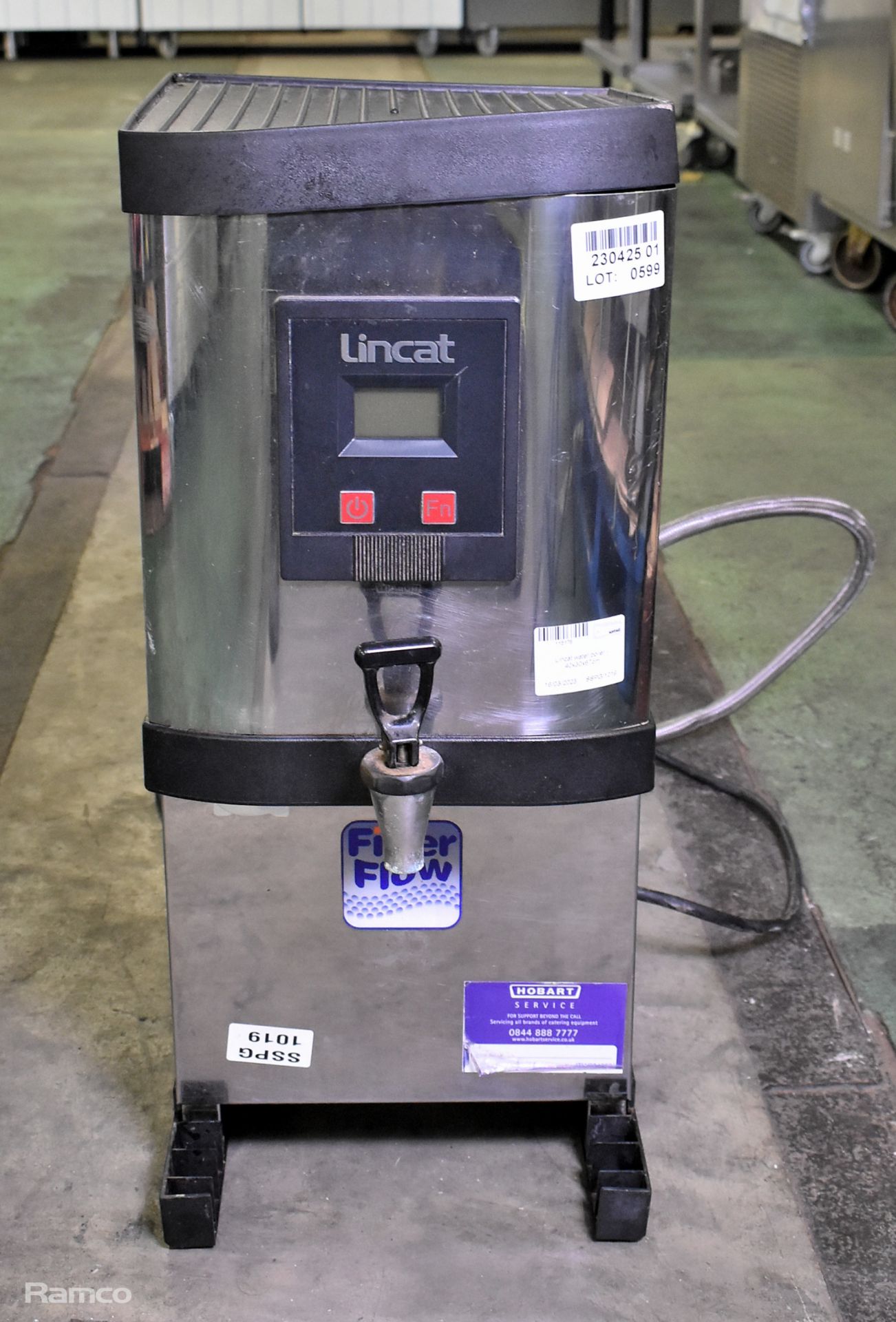Lincat water boiler - 40 x 30 x 67cm
