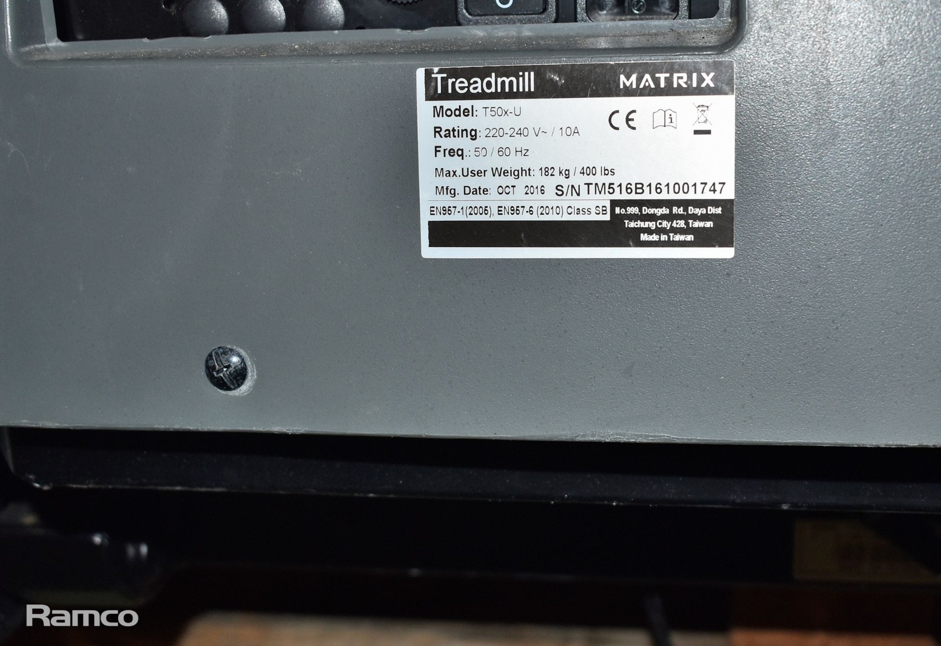 Matrix T50X-U treadmill - L 210 x W 86 x D x 135cm - Image 5 of 7
