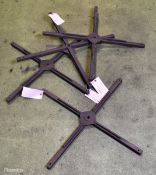 4x Mechanical puller - dimensions: 60 x 60 x 4cm