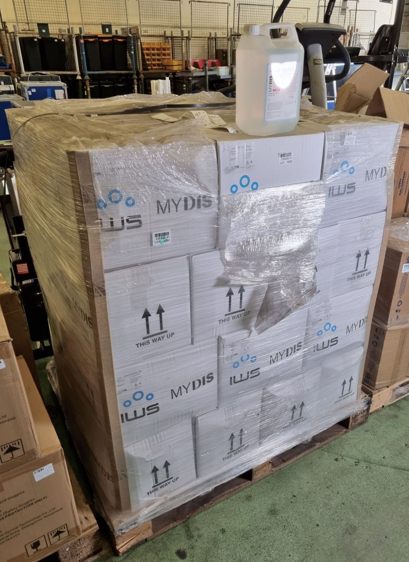 40x boxes of 4 5L bottles of Mydis hand sanitiser gel - 70% alcohol - Image 2 of 4